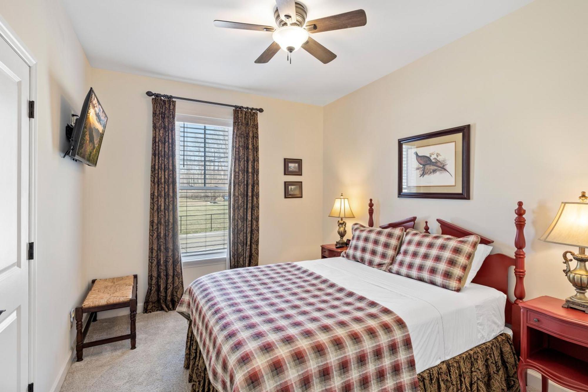Bear Pass Is A 3 Bed 2 Bath Craftsman Style Home Located Within Walking Distance To Dt Gatlinburg Exterior foto